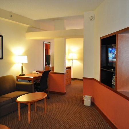 Holiday Inn Express Williamston By Ihg Dış mekan fotoğraf